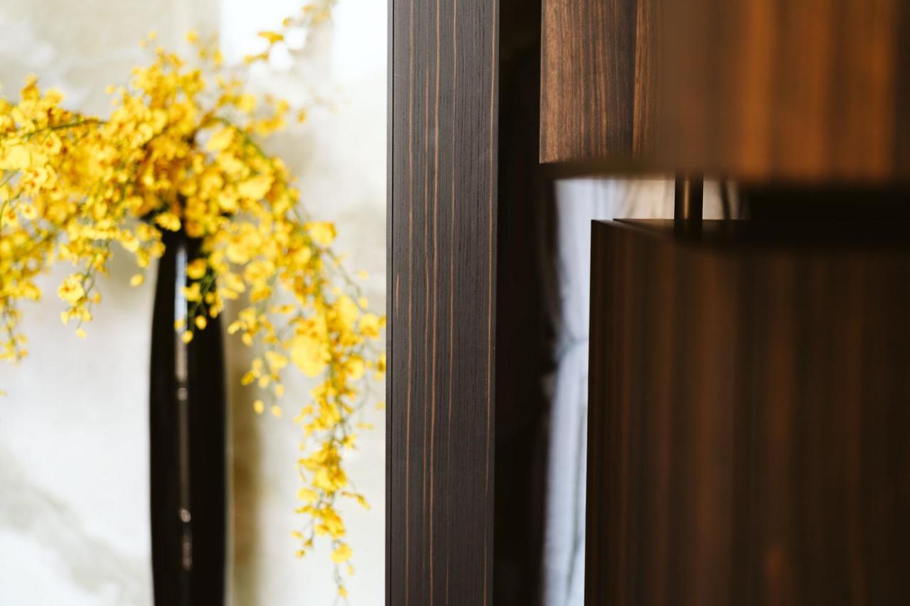 트라니 The Harbour - Luxury Living B&B 외부 사진