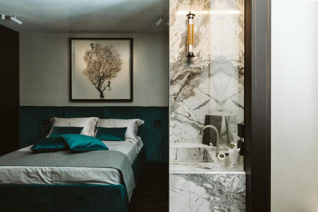 트라니 The Harbour - Luxury Living B&B 외부 사진