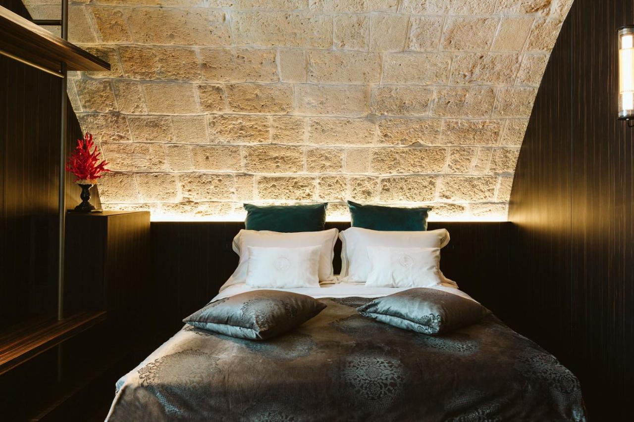 트라니 The Harbour - Luxury Living B&B 외부 사진